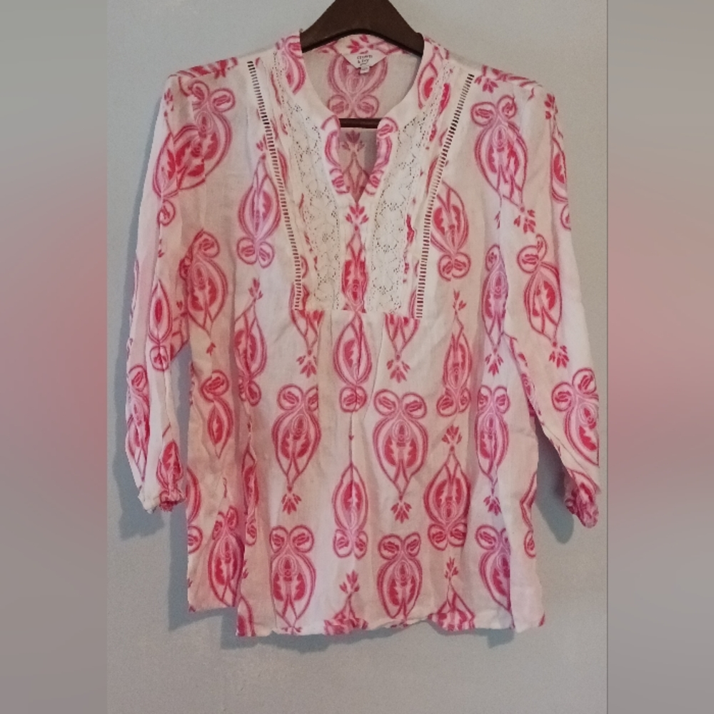 Ladies Crown & Ivy blouse